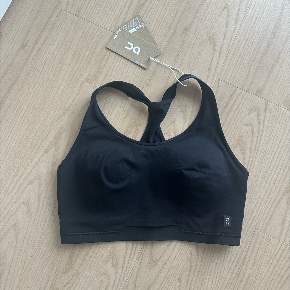 On Train Bra
